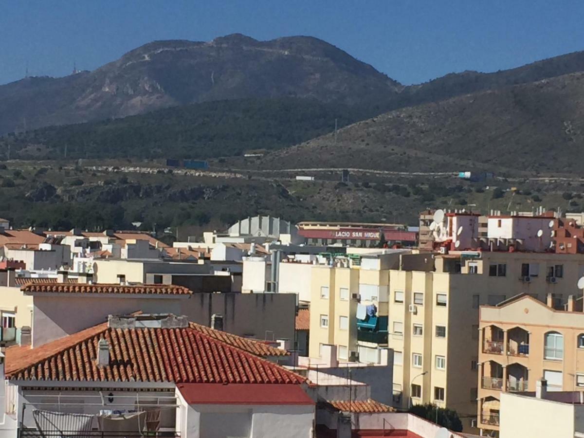 R&E Apartment Τορρεμολίνος Εξωτερικό φωτογραφία