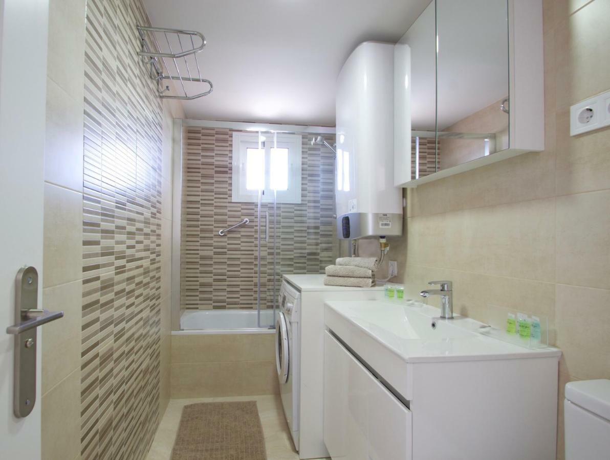 R&E Apartment Τορρεμολίνος Εξωτερικό φωτογραφία